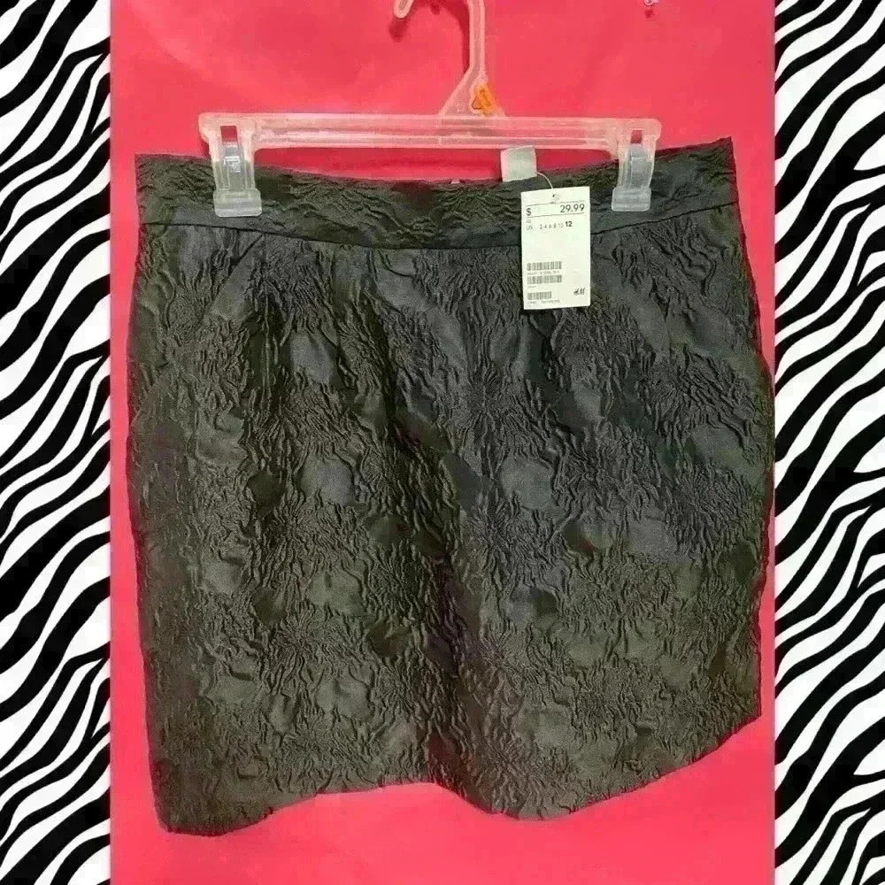 Black Pleated Mini skirt